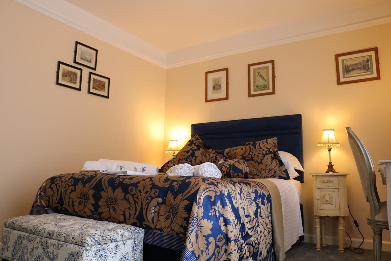 Abbington Hotel Stevenage Bagian luar foto